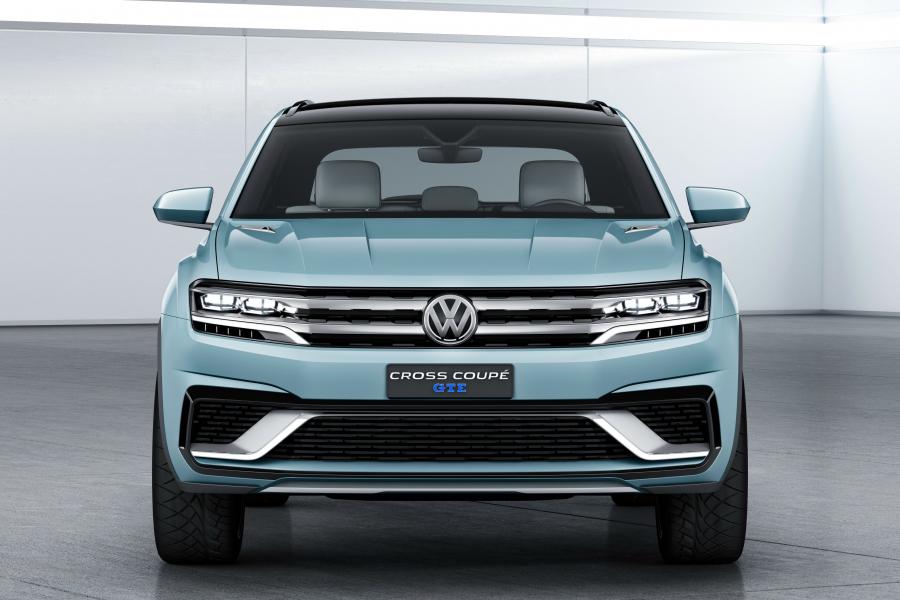  Volkswagen Cross Coupe GTE Concept 2015 года  (фото 8 из 14)
